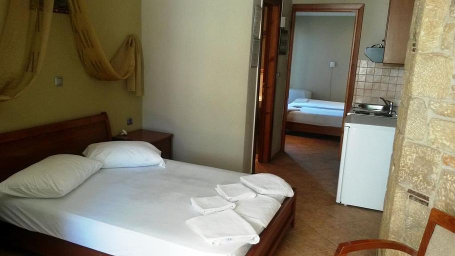 Bedroom 3, Giannis & Foteini, Central Macedonia