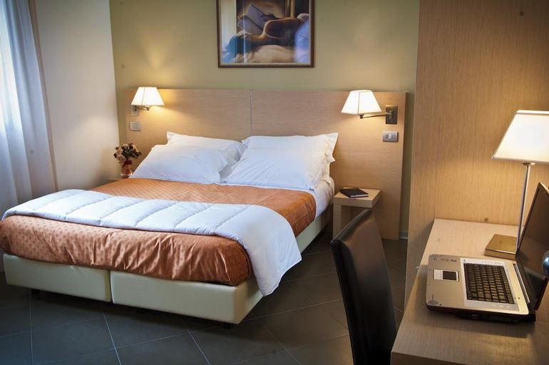 Bedroom 3, Hotel Main Street