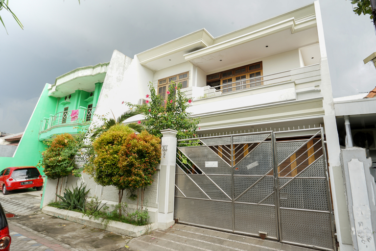 Exterior & Views 1, Bumi Banyu Bening Syariah, Surabaya