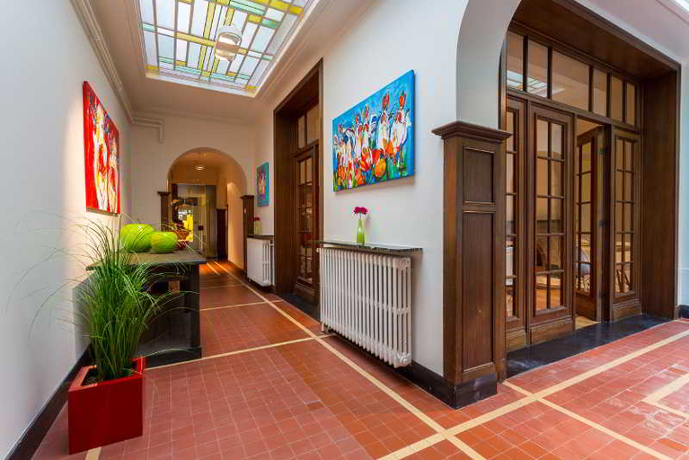 Public Area 2, Hotel Bla Bla, West-Vlaanderen
