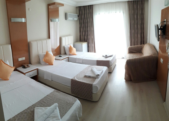 Bedroom 2, Temple Beach Hotel, Didim