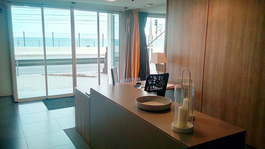 Others 5, Vila de Premia hotel, Barcelona