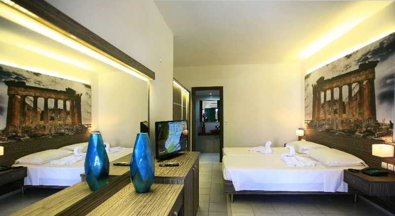 Bedroom 3, Katrin Suites, Crete