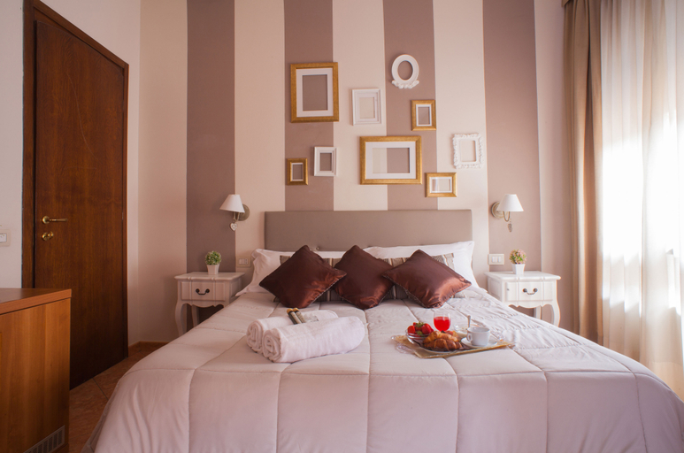 Bedroom 3, Ares Hotel Milano, Milano