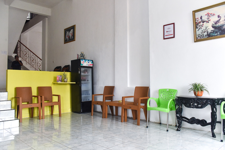 Public Area 3, RedDoorz near Sultan Hasanuddin Airport 2 Makassar, Maros