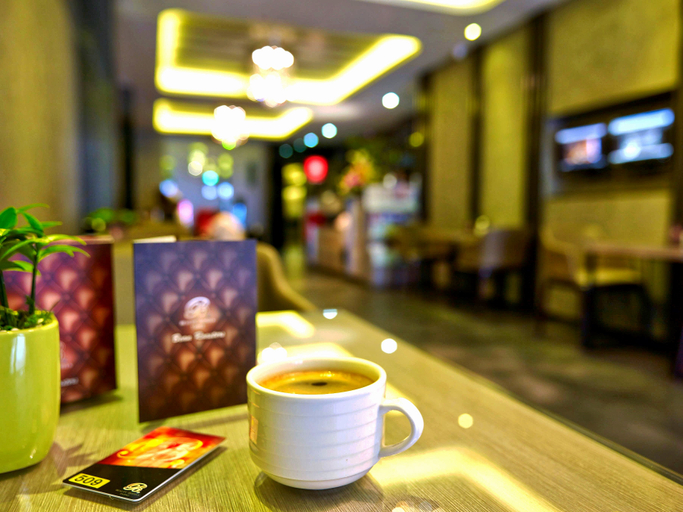 Food & Drinks 5, Beauty Hotels Taipei- Hotel B7, Taipei City