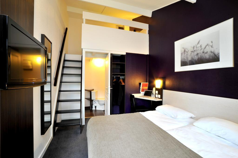 Bedroom 3, Brit Hotel Lyon Dardilly, Rhône
