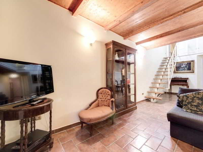 Public Area 3, Rental in Rome Campo De Fiori Apartment, Roma