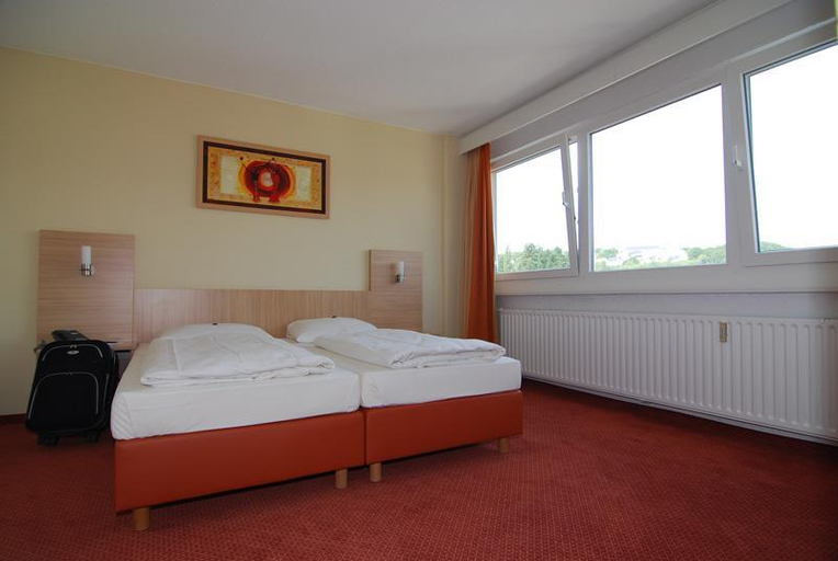Bedroom 3, Opal Hotel, Birkenfeld