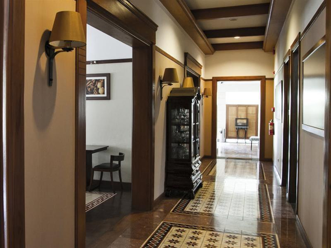 Public Area, Selaras Guest House and Restaurant, Bandung