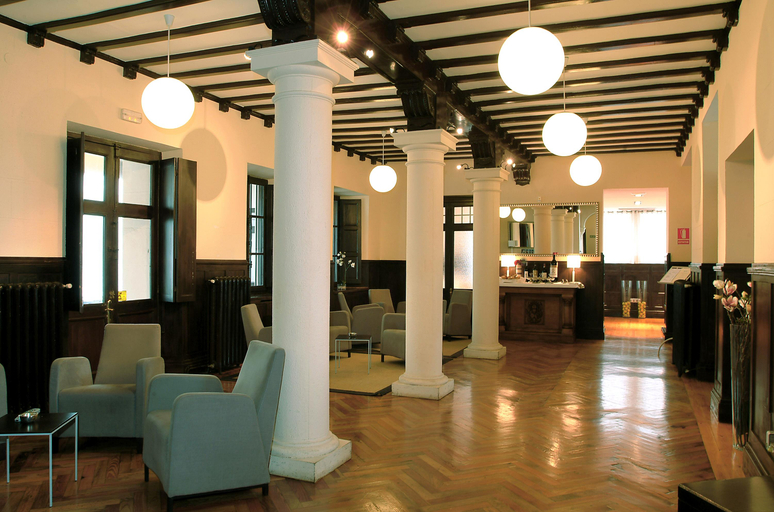 Public Area, Hotel Escuela Las Carolinas, Cantabria