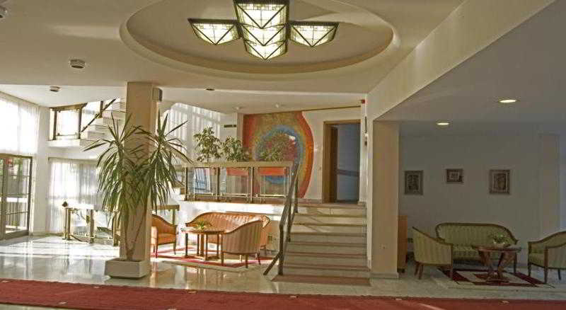 Public Area, Hotel Makpetrol Struga