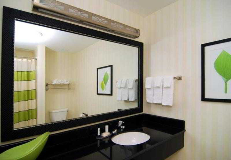 Bathroom 4, Fairfield Inn & Suites Tehachapi, Kern