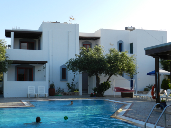 Pool 4, Triantafillas Appartments, South Aegean