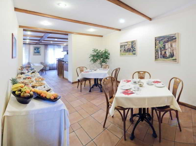 Exterior & Views 2, antico albergo madonna, Milano