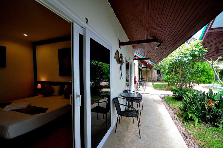 Exterior & Views 1, Phuket Airport Hotel, Phuket Island