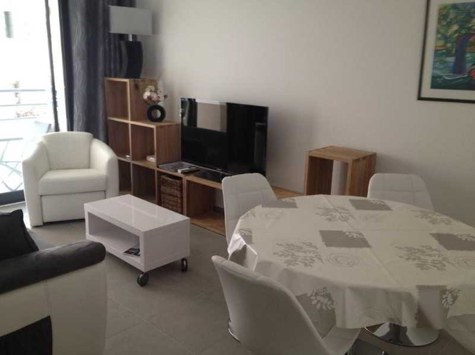 Bedroom 5, Riviera Eden Palace, Alpes-Maritimes
