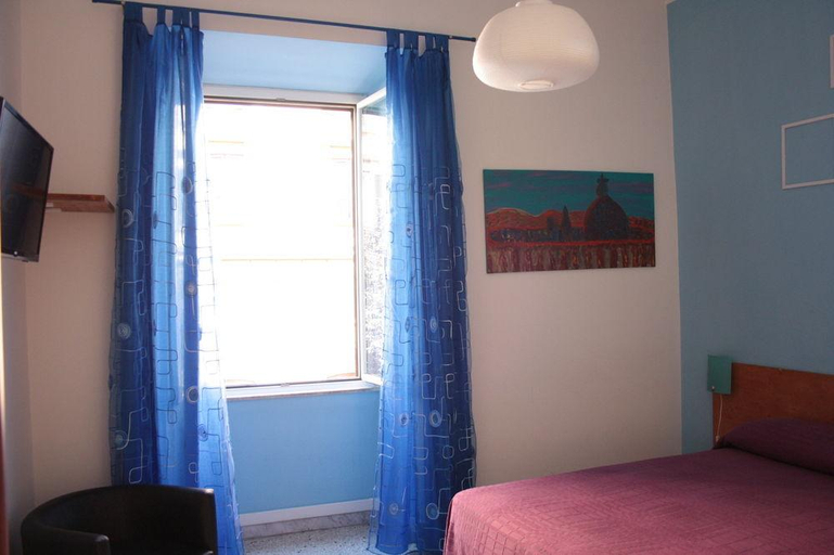 Exterior & Views 2, Scipione B&B, Rome