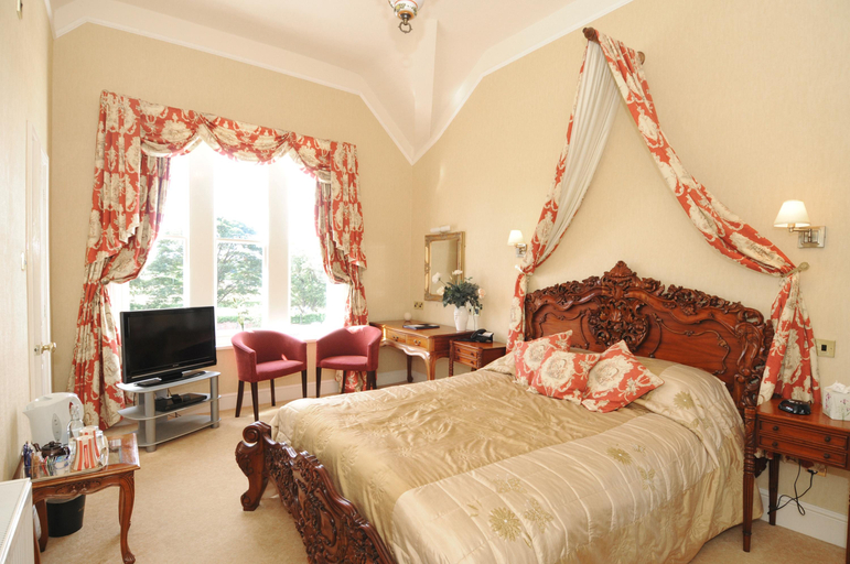 Bedroom 2, The Old Rectory Hotel, Worcestershire