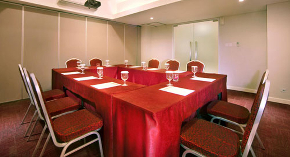Business Facilities 24