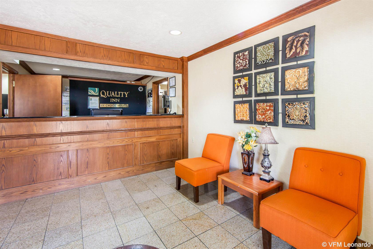 Public Area 2, Americas Best Value Inn Grayson, Carter