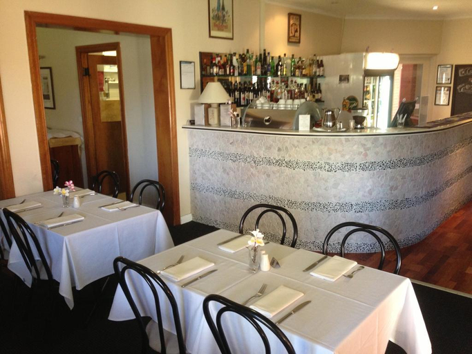 Food & Drinks 5, Footscray Motor Inn And Serviced Apartments, Melbourne