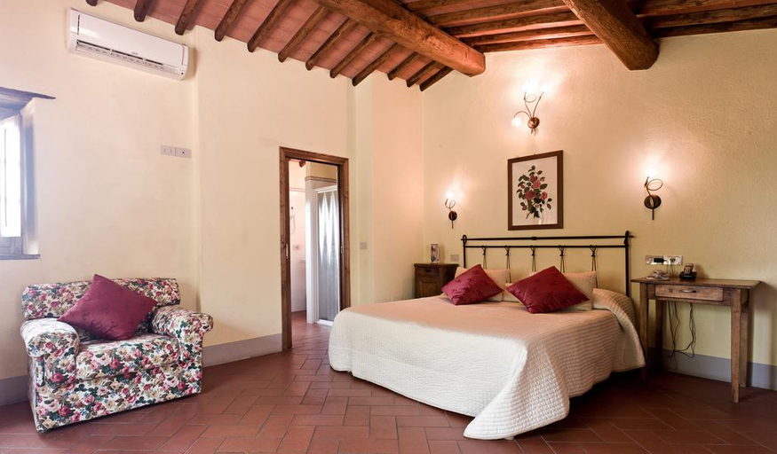 Bedroom 2, Borgo Vescine, Siena