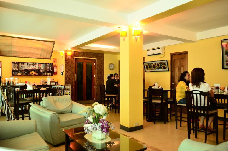 Food & Drinks 5, Franchise One Hotel, Makati City