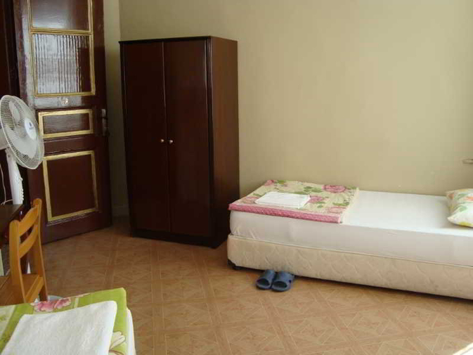 Bedroom 4, Yeni Hotel, Fatih