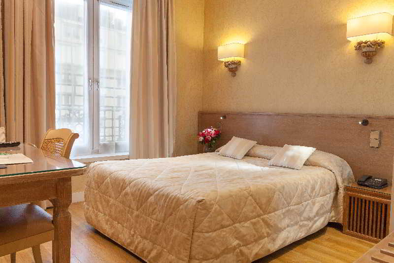Others 5, Hotel Cecilia Paris, Paris