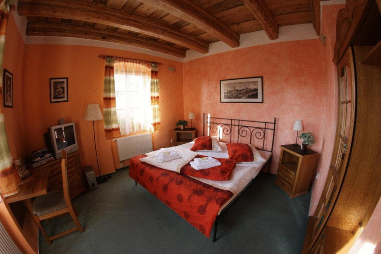 Bedroom 4, Mahleruv Penzion Na Hradbách, Jihlava