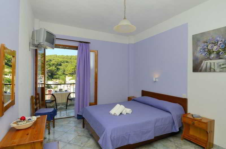 Bedroom 5, Maria Studios, Thessaly