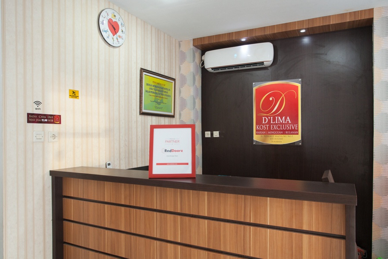 Public Area 3, RedDoorz @ Rungkut, Surabaya