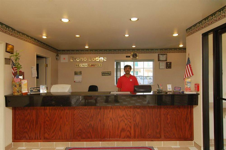 Public Area 2, Executive Inn, Stanislaus
