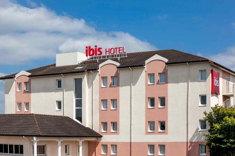 Exterior & Views 2, ibis Pau Lescar, Pyrénées-Atlantiques