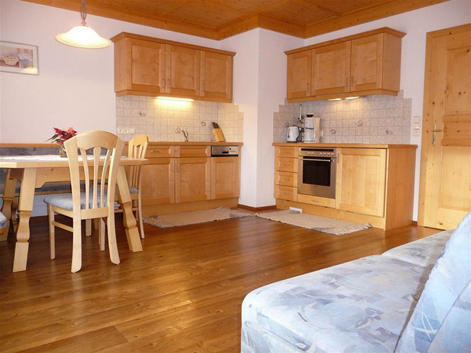 Exterior & Views 2, Apartmenthaus Gutwenger Selmerhof, Lienz