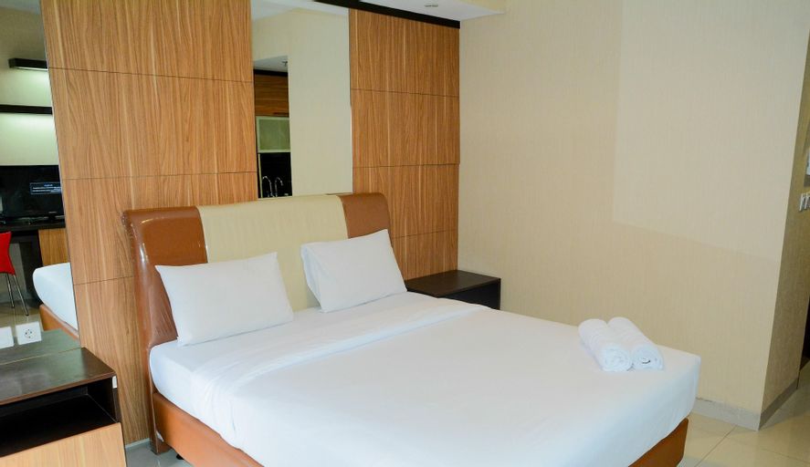 Exclusive Studio Room Atria Residence Apartment By Travelio, Tangerang