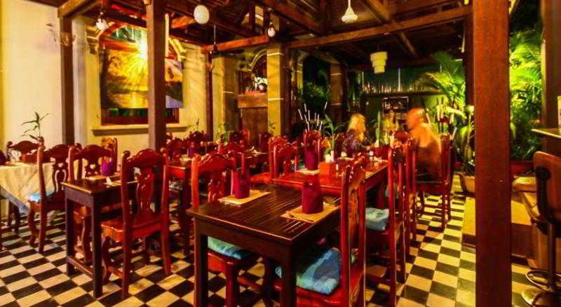 Food & Drinks, Central Night Hotel, Siem Reap
