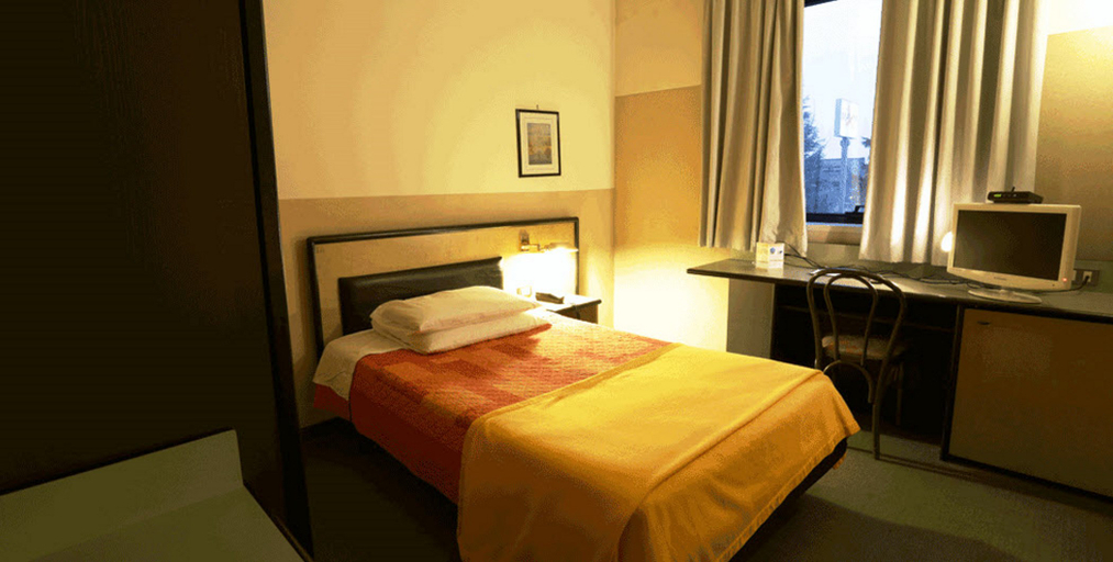 Bedroom 3, Art & Hotel Treviolo, Bergamo