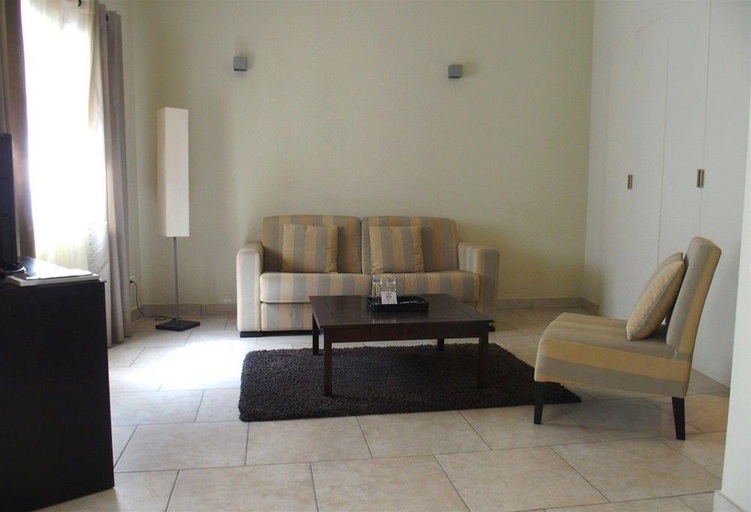 Public Area 4, Hôtel Perla Rossa, Haute-Corse