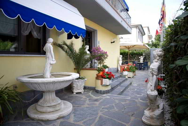 Public Area 2, Hotel Fortunella, Lucca