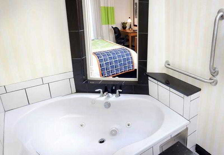 Bathroom 4, Fairfield Inn & Suites Paducah, McCracken