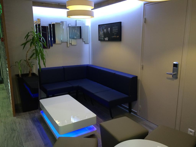 Exterior & Views 2, ibis budget Cannes centre ville, Alpes-Maritimes