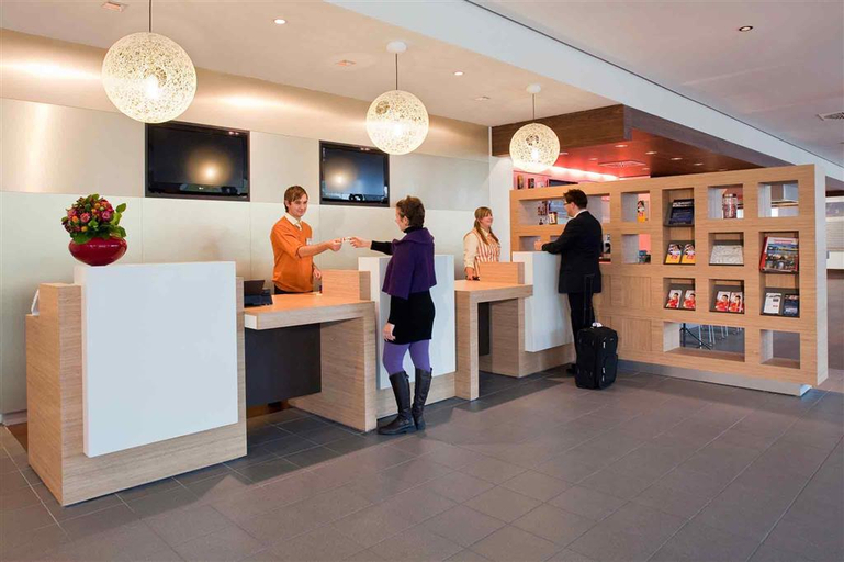 Public Area, ibis Munich City West, München