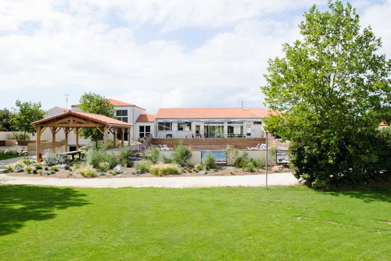 Exterior & Views 2, Côté Océan Boutique Resort, Charente-Maritime