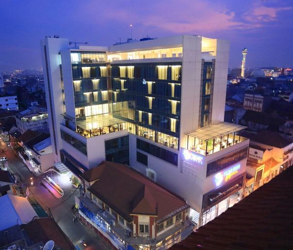 Pasar Baru Square Hotel, Bandung