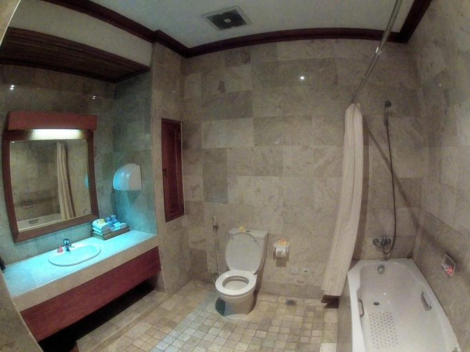 Bathroom 4, Hotel O Pondok Dukuh, Badung