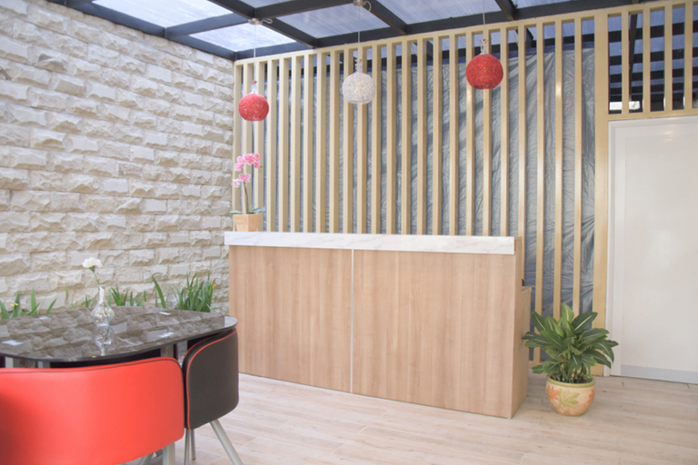 Public Area 4, RedDoorz Plus near Manggarai Station 3, South Jakarta