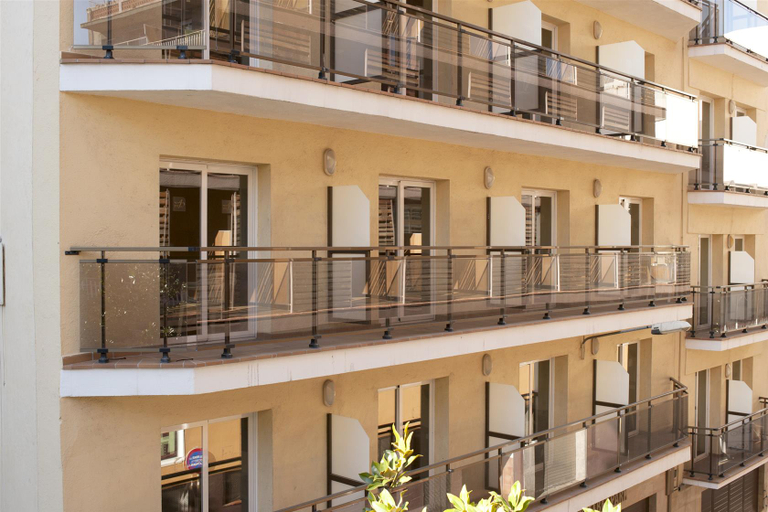 Exterior & Views 2, MEFOLINKEL SUITS HOTEL, Girona