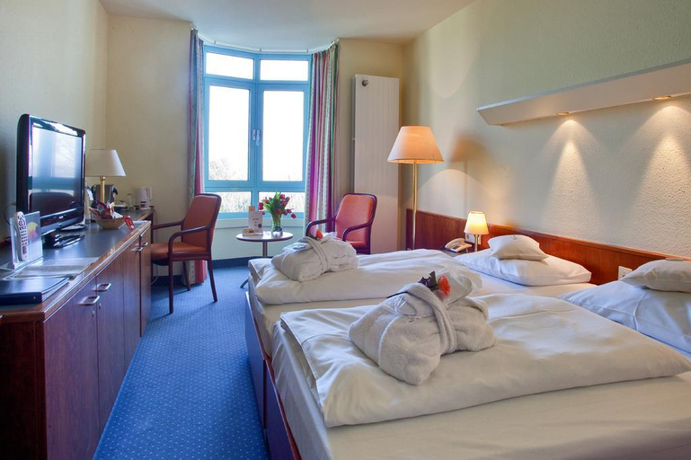Bedroom 3, Hotel am Rosengarten, Heilbronn